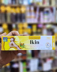 کرم موبر معطر آستا بری برای پوست های طبیعی و حساس با روغن بادام و آلوئه ورا