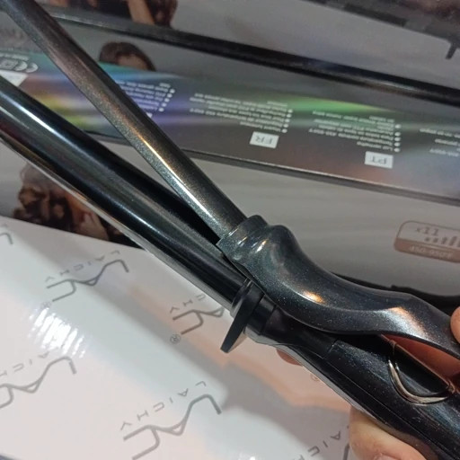 فرکننده مو لایچی میله بلند مدل KERATIN PROTEIN 25MM HAIR CURLER LAICHY L-33