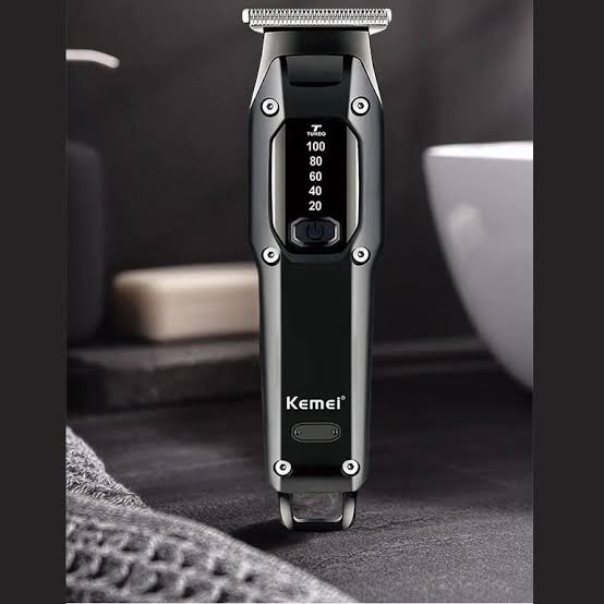 ماشین اصلاح کیمی مدل KM-659 با تکنولوژی برش مستقیم و صفر زن